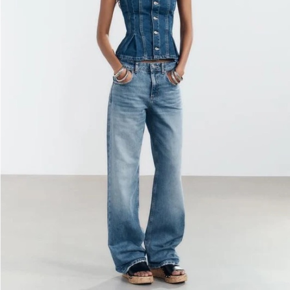 Zara Women's TNF Mid-Rise Wide Leg Jeans